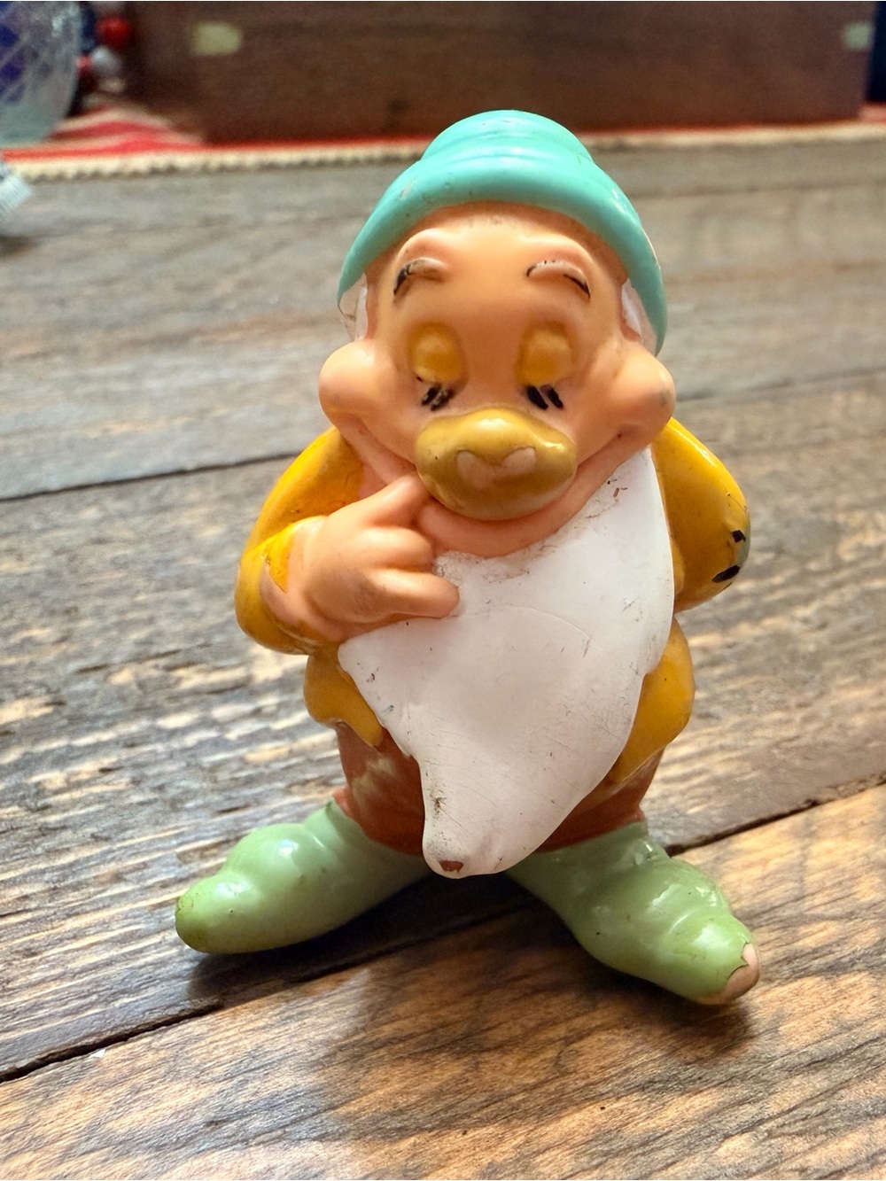 vintage 1993 Mattel Bashful Dwarf PVC figurine Disney's Snow White Seven Dwarfs.